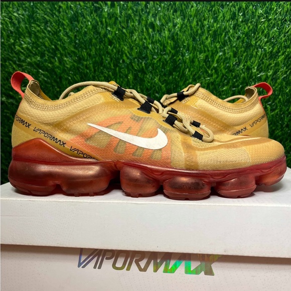 vapormax 2019 crimson gold